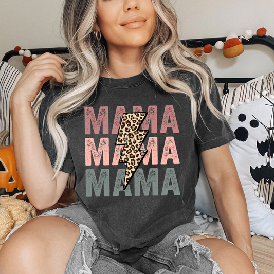 Retro MAMA T-Shirt